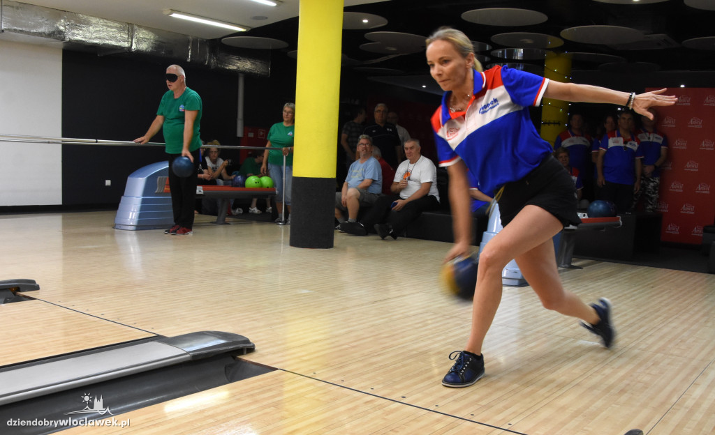Otwarcie turnieju bowlingowego