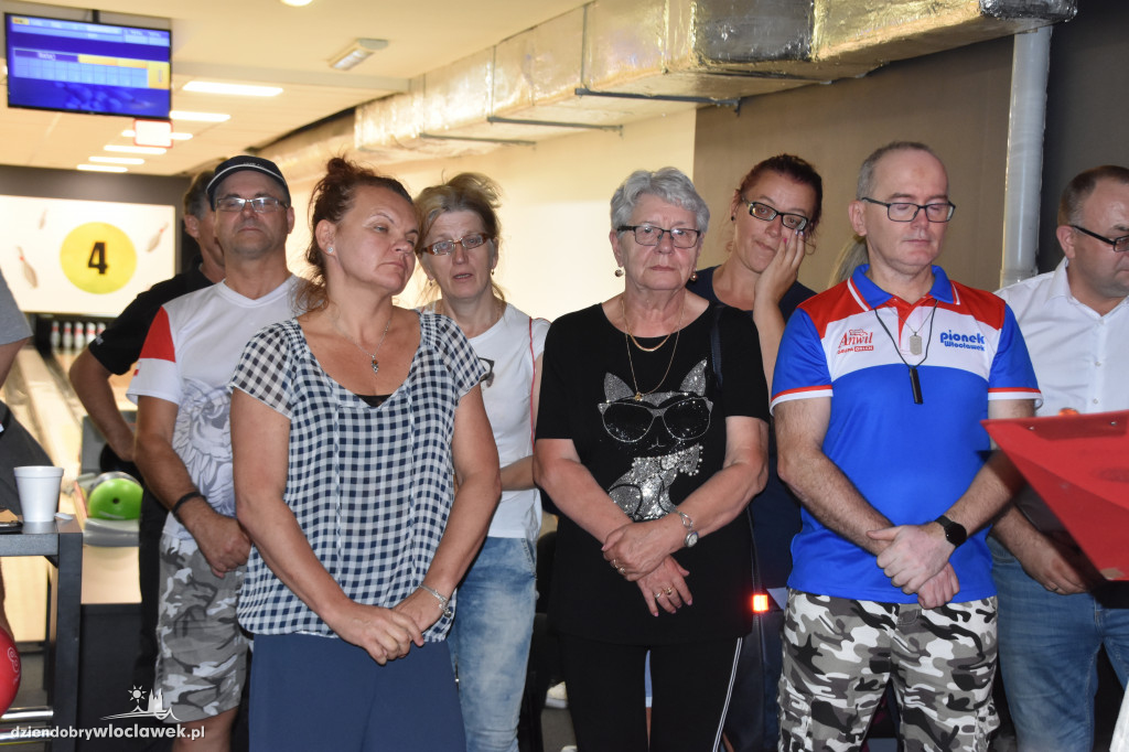 Otwarcie turnieju bowlingowego