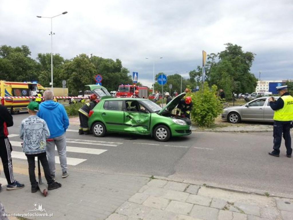 Wypadek osobówki i motocykla