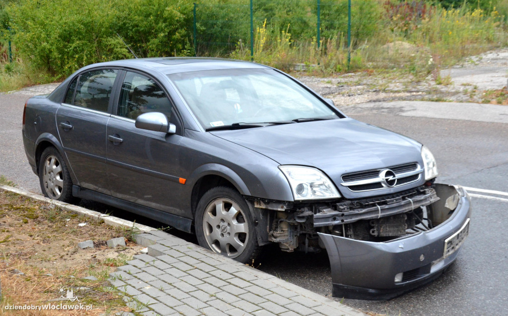 Na Toruńskiej zderzyły się 3 auta osobowe