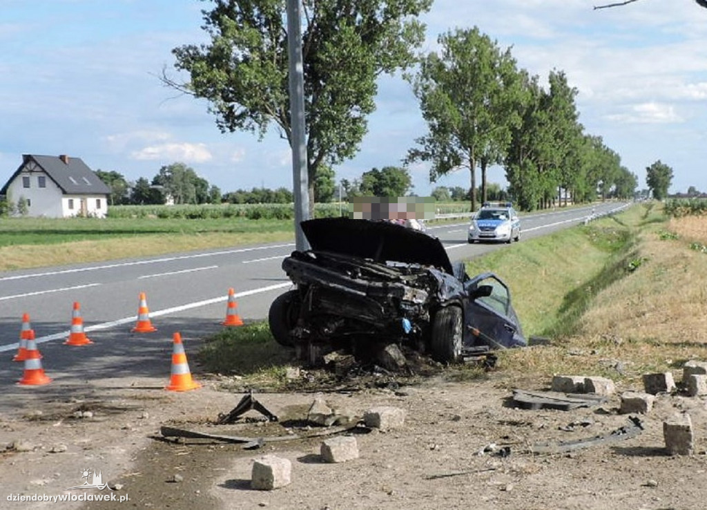 Auto w rowie. 5 osób trafiło do szpitala!