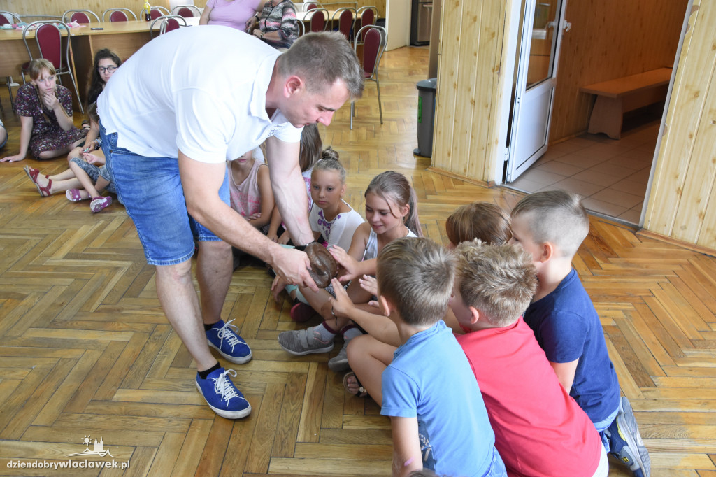 Półkolonie w GOK Kruszyn: Pokaz węży