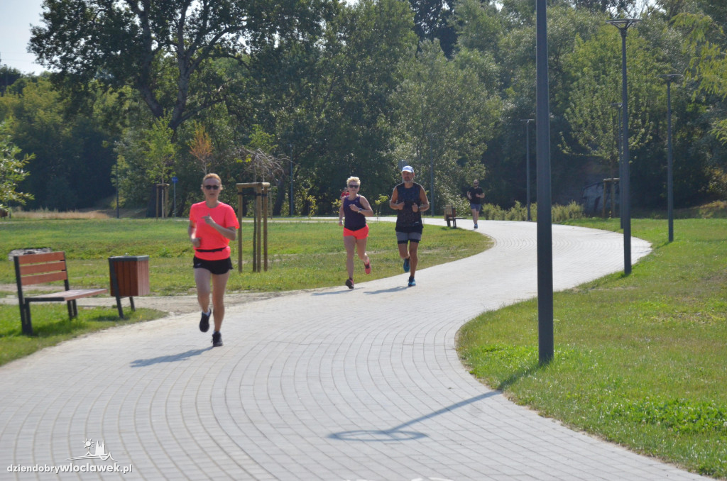 Parkrun w parku na Słodowie