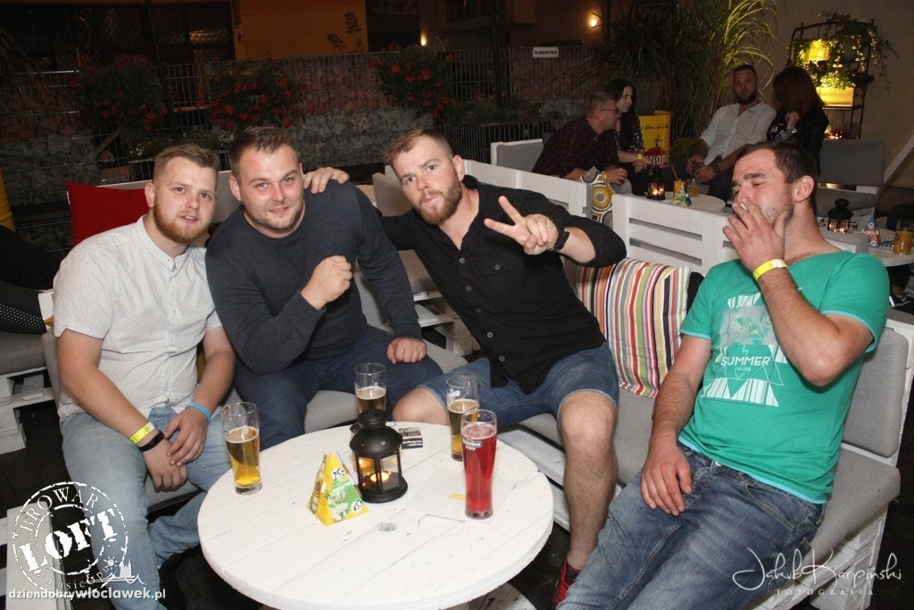 Na parkiecie Browar Loft Music & Pub