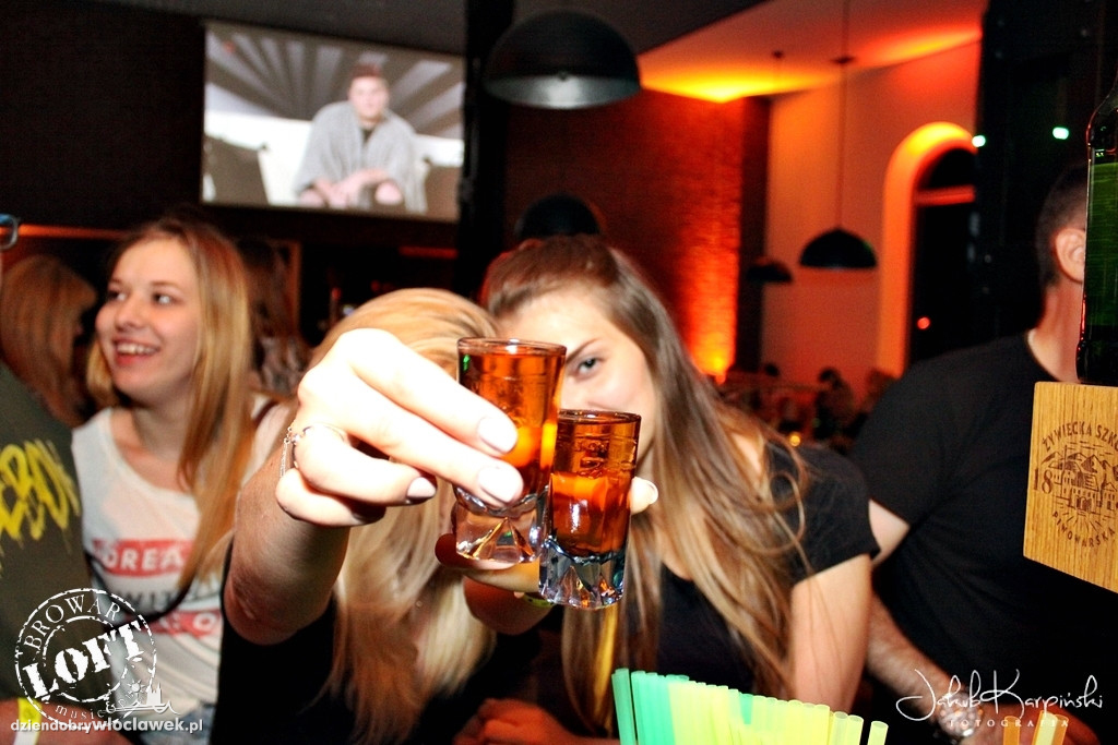 Na parkiecie Browar Loft Music & Pub