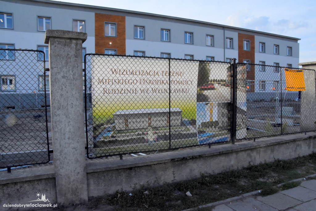 Prace przy parkingu dla MOPR