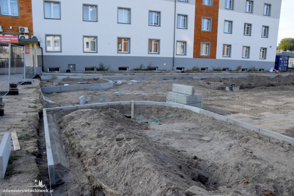 Prace przy parkingu dla MOPR