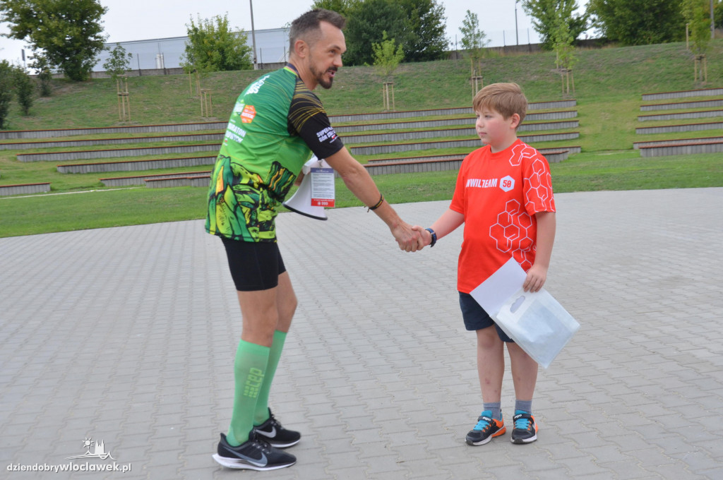 Parkrun w parku nad Zgłowiączką