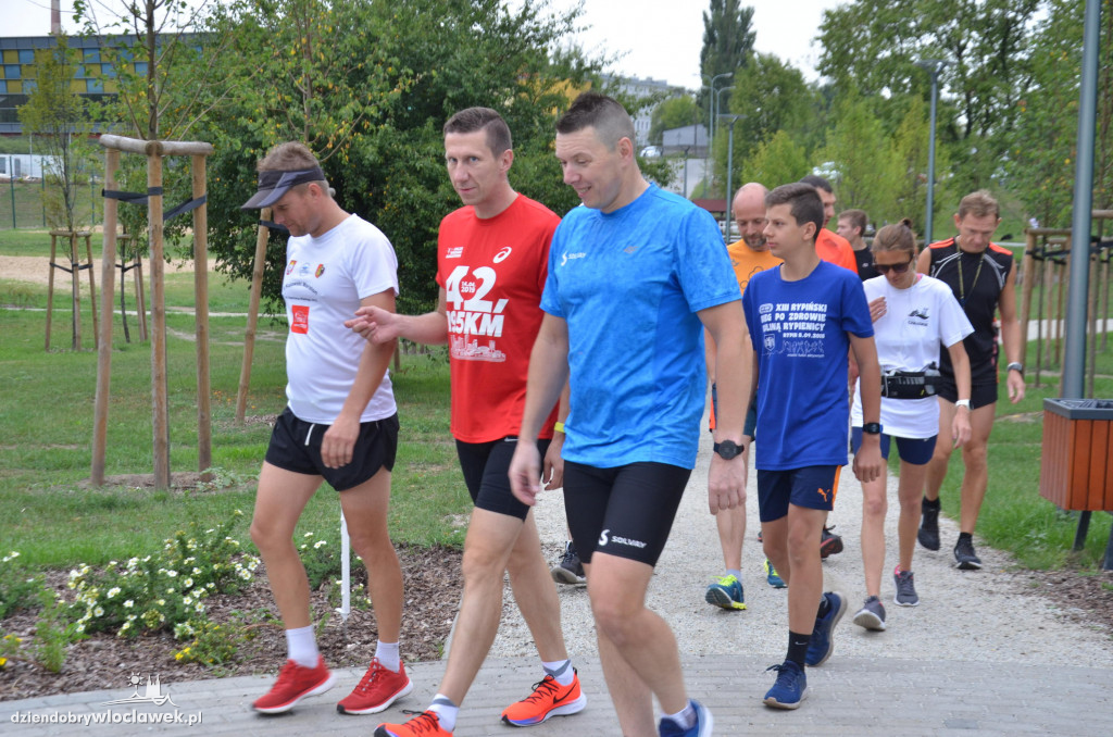 Parkrun w parku nad Zgłowiączką