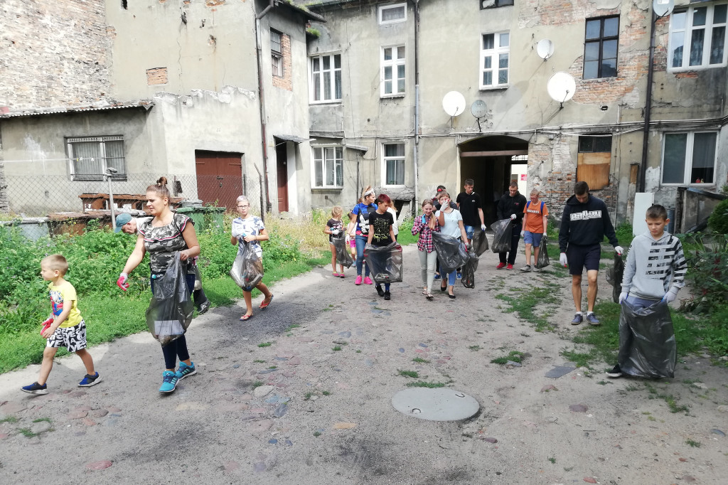 Posprzątali śródmiejskie podwórka