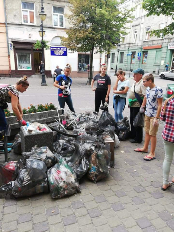 Posprzątali śródmiejskie podwórka