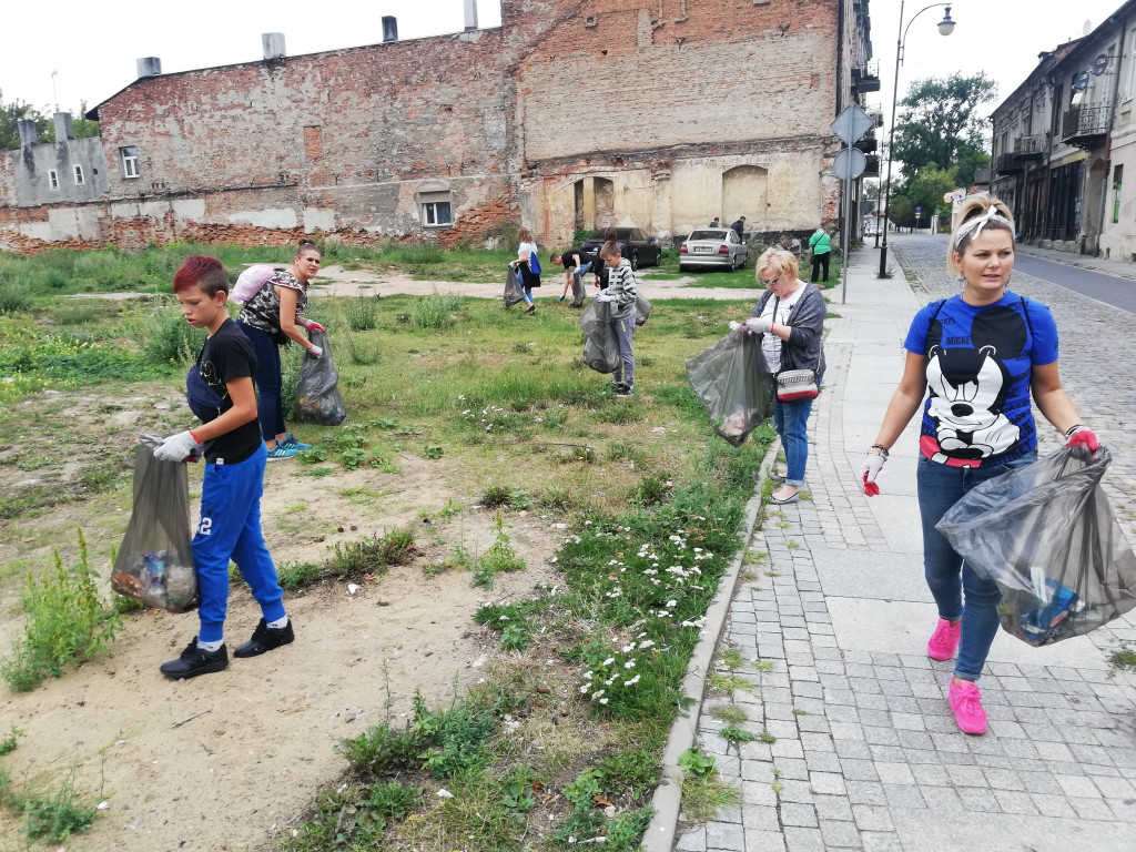 Posprzątali śródmiejskie podwórka