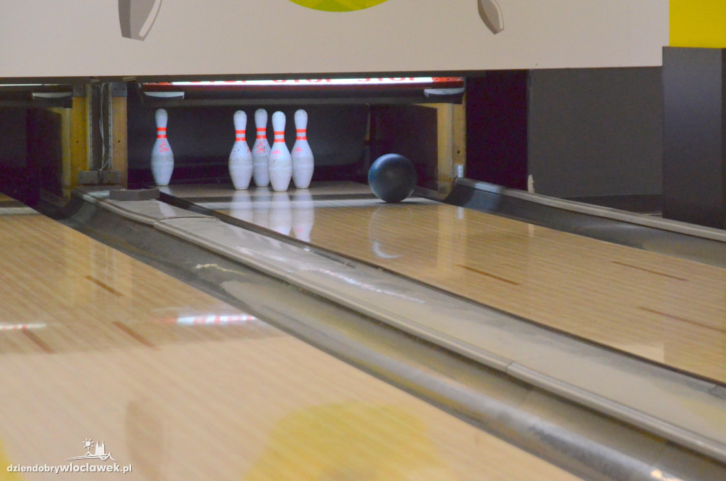 Rodzinne zawody bowlingowe