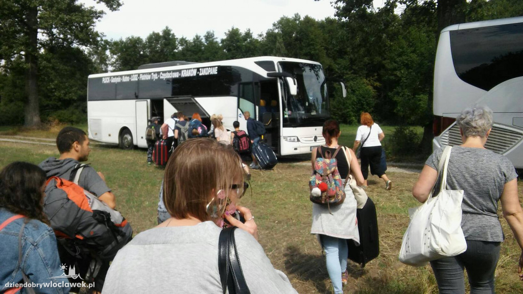 Tragedia na torach. Nie żyją 3 osoby