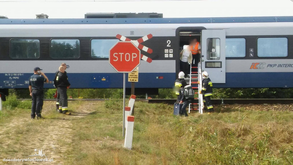 Tragedia na torach. Nie żyją 3 osoby