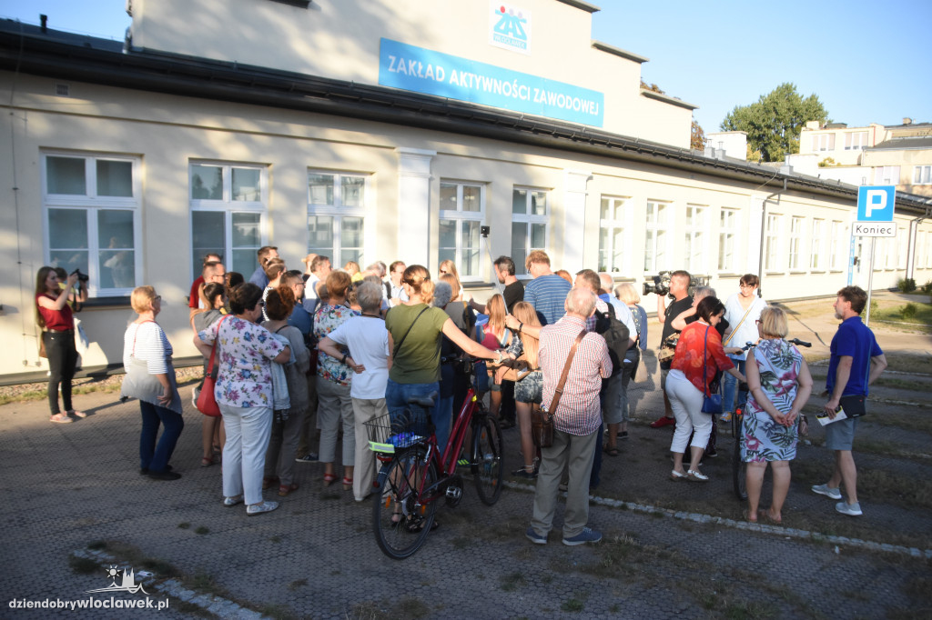 Śladami architektury międzywojennej