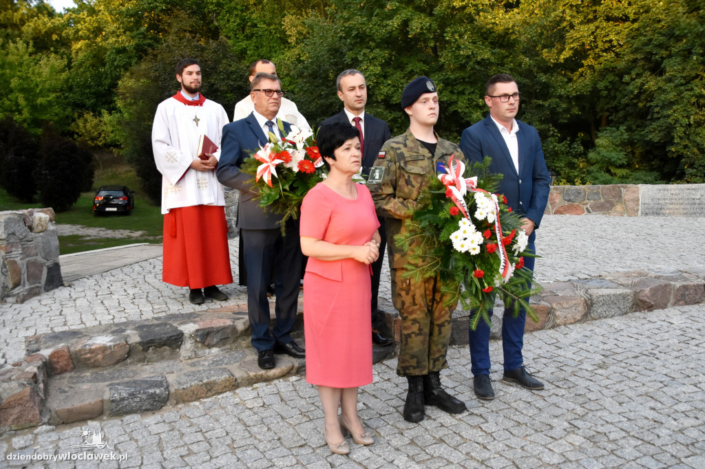 Upamiętnili Obrońców Wisły