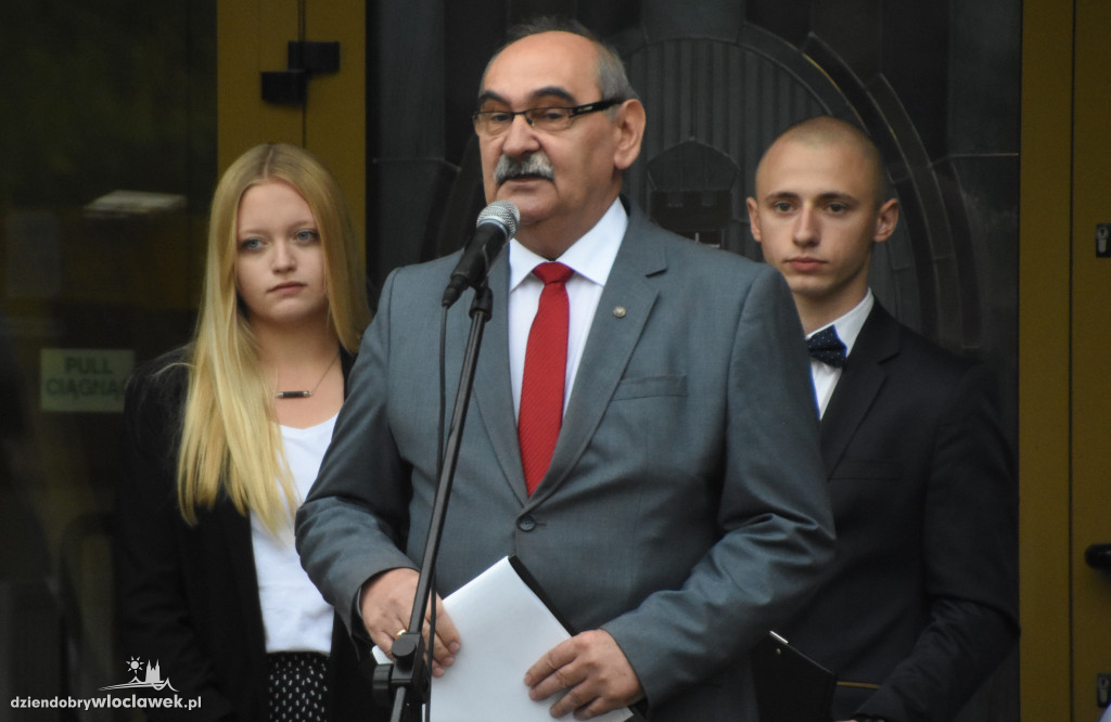 Rozpoczęcie roku szkolnego w ZSA
