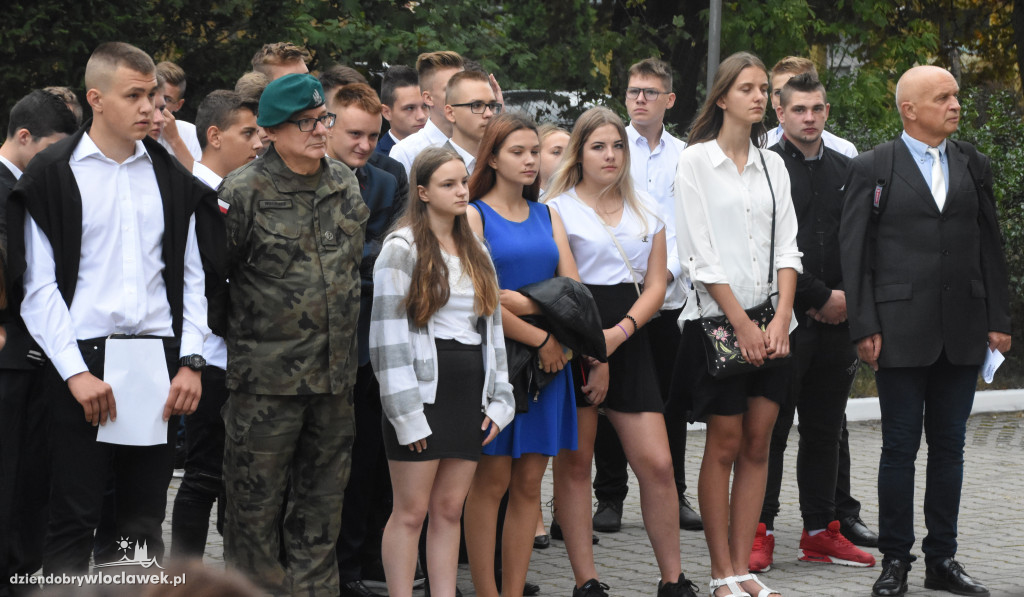 Rozpoczęcie roku szkolnego w ZSA