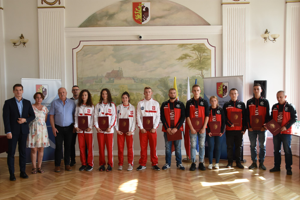 W starostwie docenili sportowców