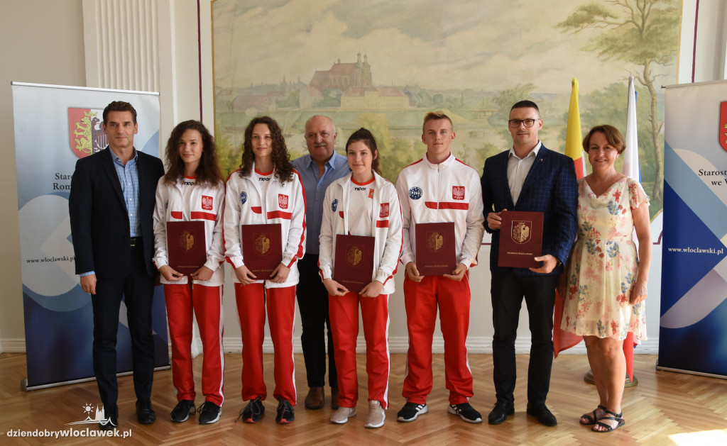 W starostwie docenili sportowców
