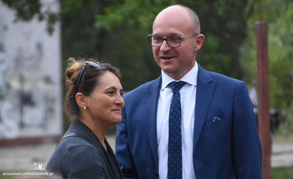 Strikes z Zakrętu pokonali rywali