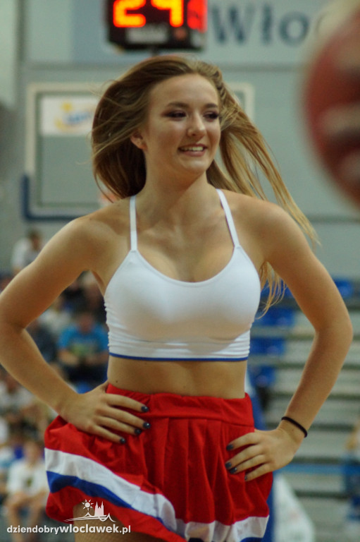 Cheerleaderki 1 dnia MEZ Tournament