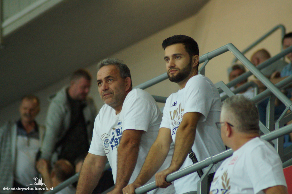 Kibice na meczu z Maccabi Tel Aviv