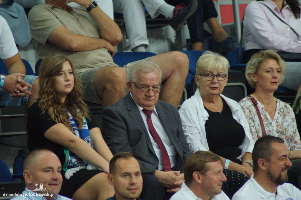 Kibice na meczu z Maccabi Tel Aviv