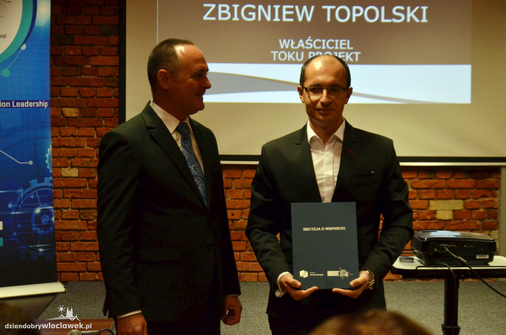 Wręczenie decyzji wsparcia inwestycji
