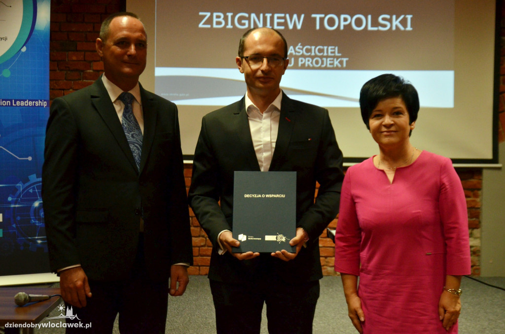 Wręczenie decyzji wsparcia inwestycji