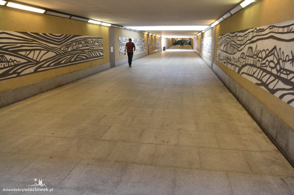 MZUKiD czyści tunel pod dworcem