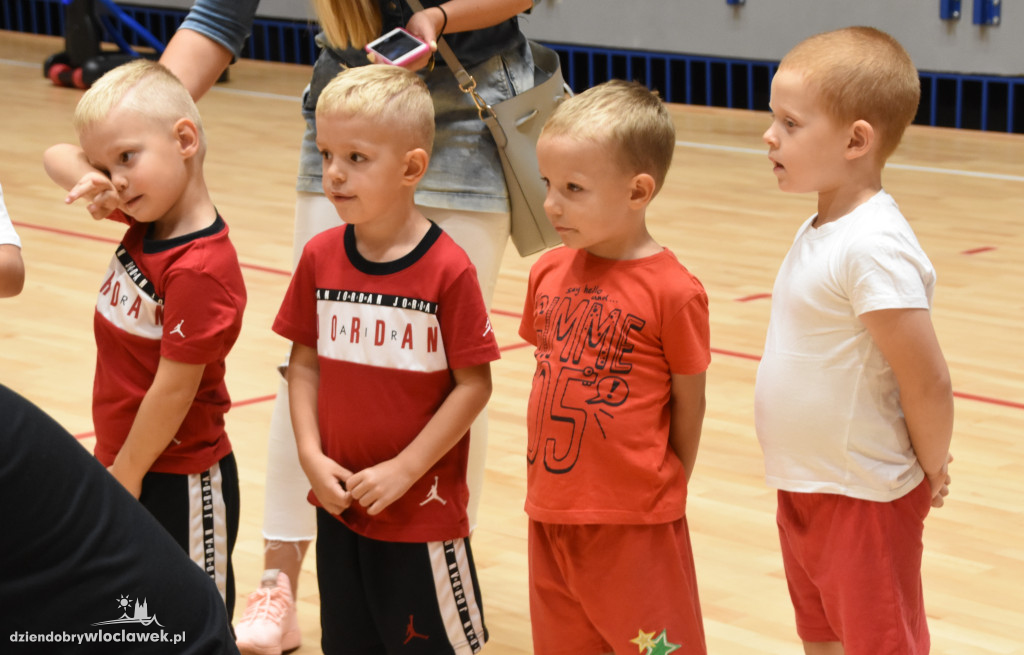 Koszykarski Junak wznowił działalność