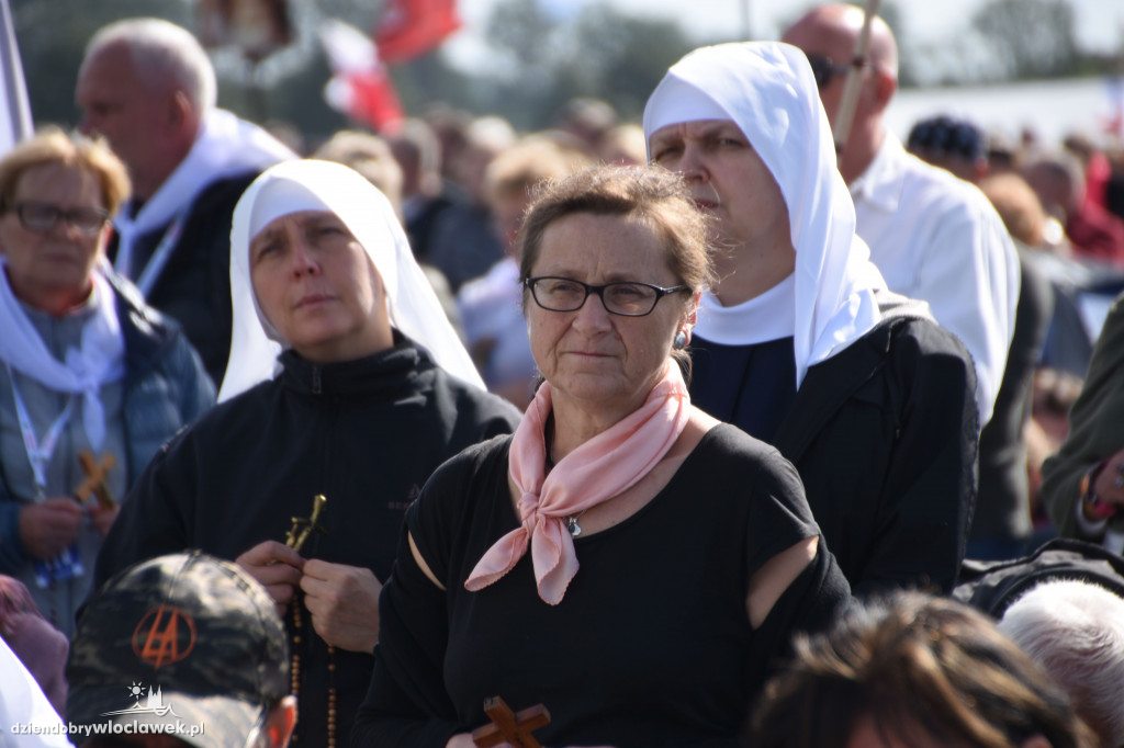 Polska Pod Krzyżem w Kruszynie