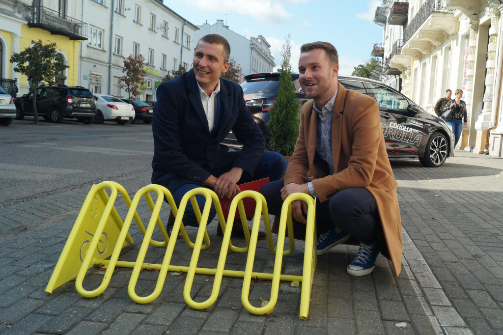 Nowe stojaki na rowery w Śródmieściu