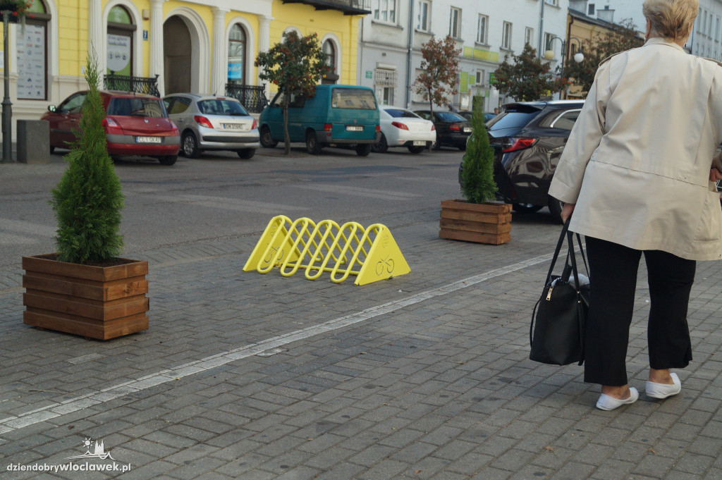 Nowe stojaki na rowery w Śródmieściu