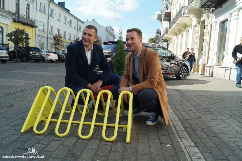 Nowe stojaki na rowery w Śródmieściu