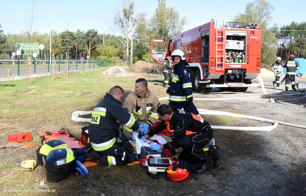 Antyterroryści odbijali przejęty autokar