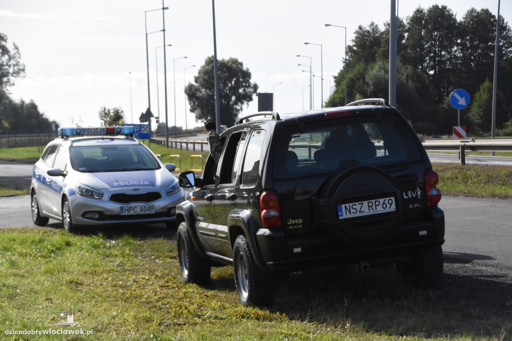 Antyterroryści odbijali przejęty autokar