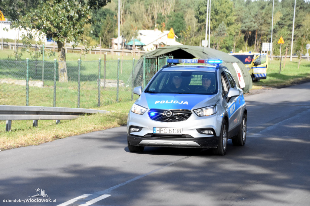 Antyterroryści odbijali przejęty autokar