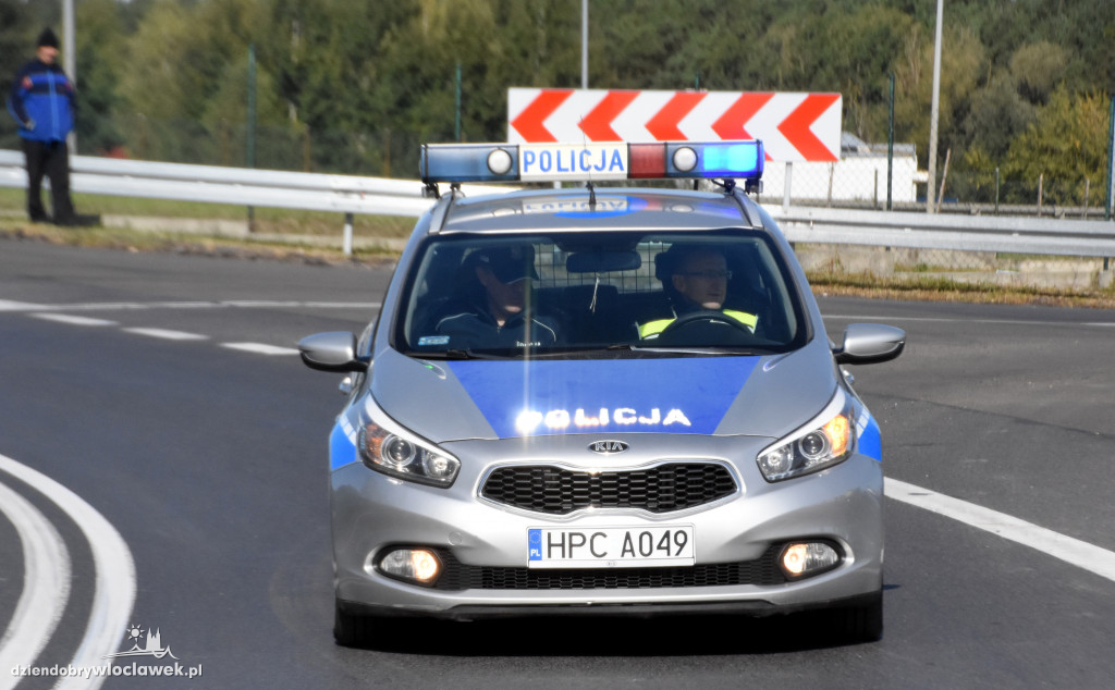 Antyterroryści odbijali przejęty autokar