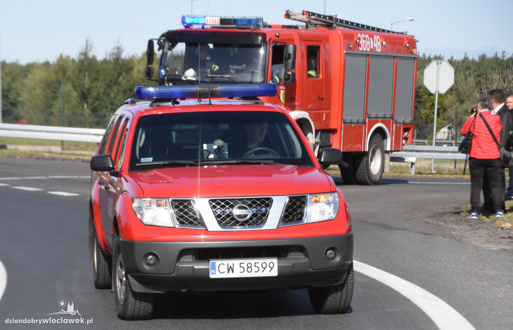 Antyterroryści odbijali przejęty autokar