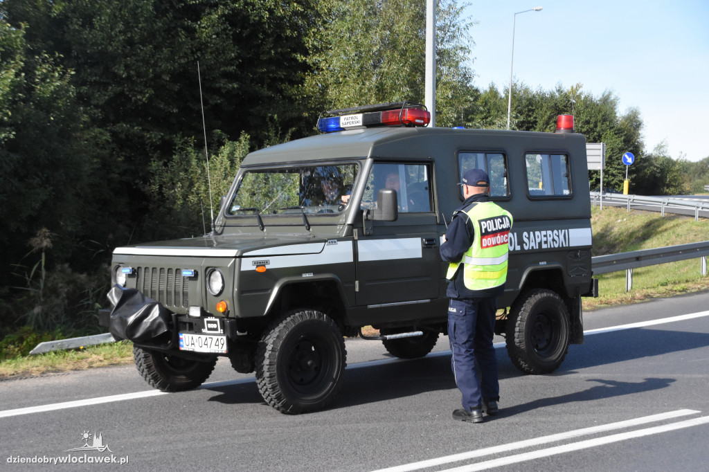 Antyterroryści odbijali przejęty autokar