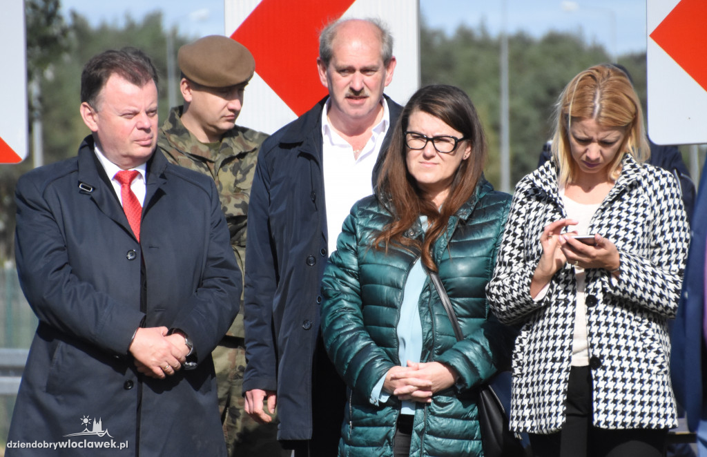 Antyterroryści odbijali przejęty autokar