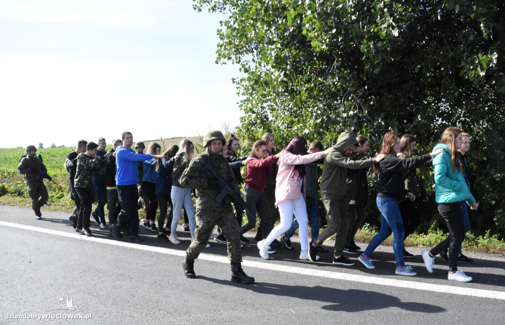 Antyterroryści odbijali przejęty autokar