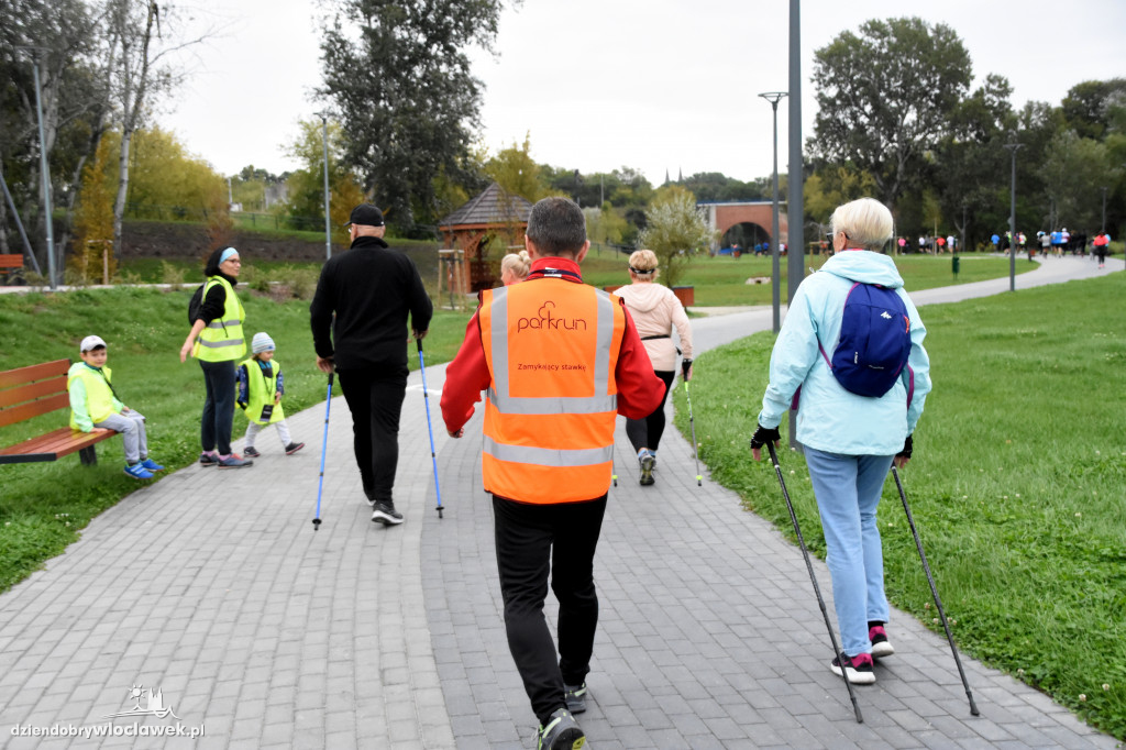 Parkrun w parku na Słodowie