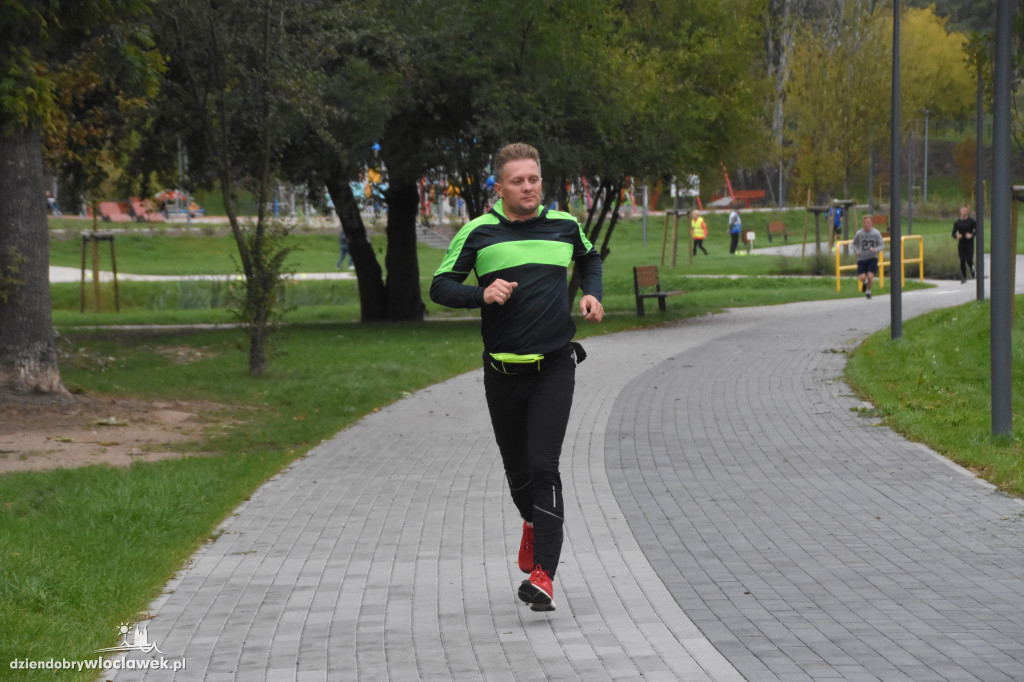 Parkrun w parku na Słodowie