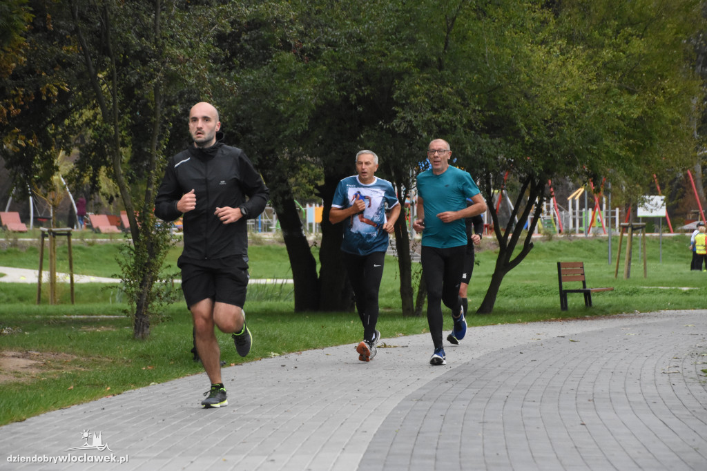 Parkrun w parku na Słodowie