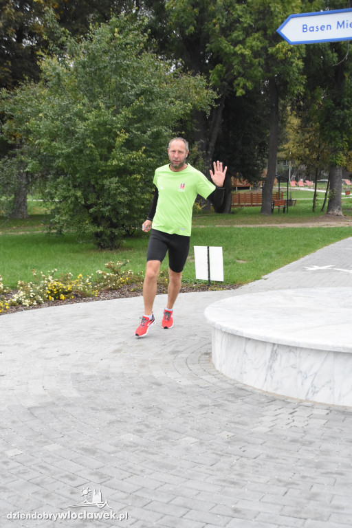 Parkrun w parku na Słodowie