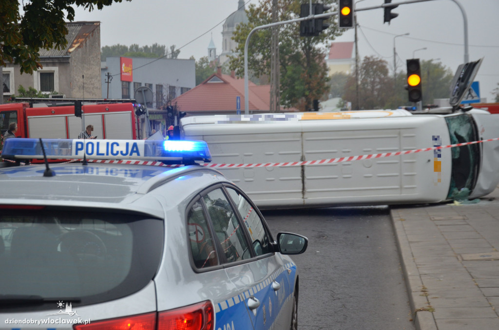 Zderzenie dwóch aut na Południu